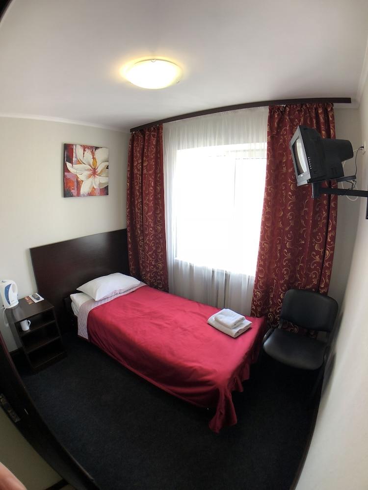 Nivki Otel 3*