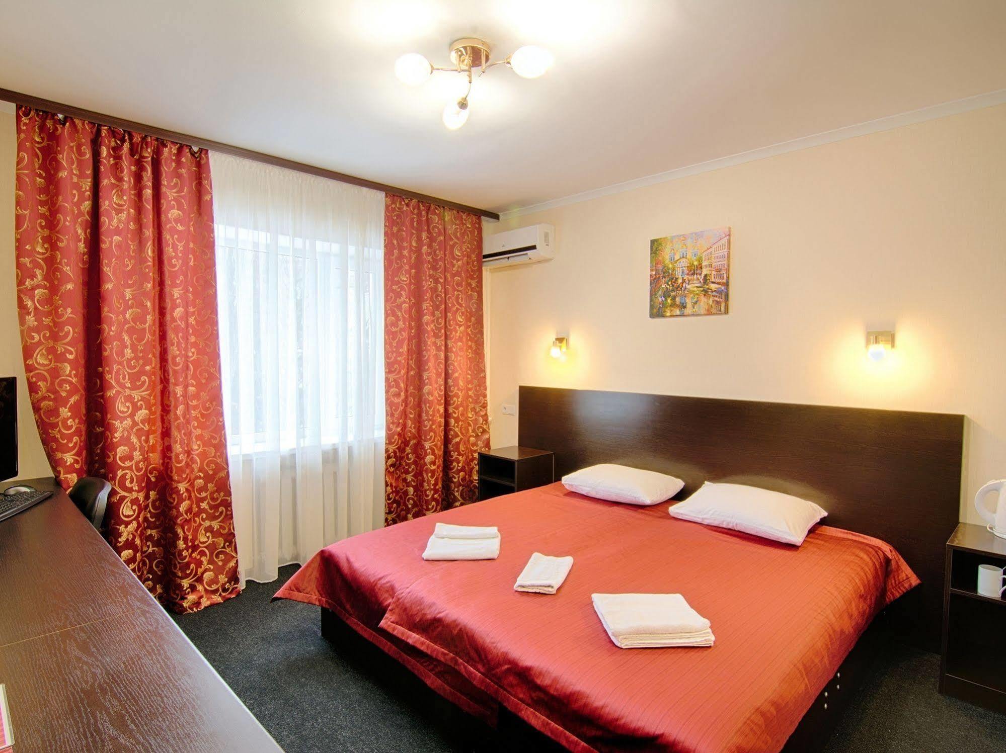 Nivki Otel
